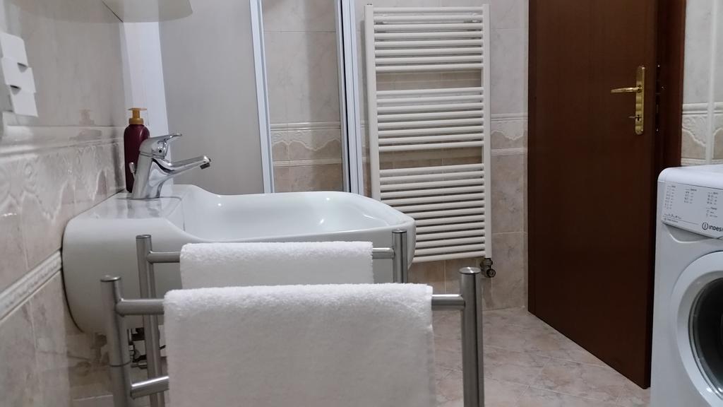 Bilocale Via Imola 4 Διαμέρισμα Βερόνα Εξωτερικό φωτογραφία